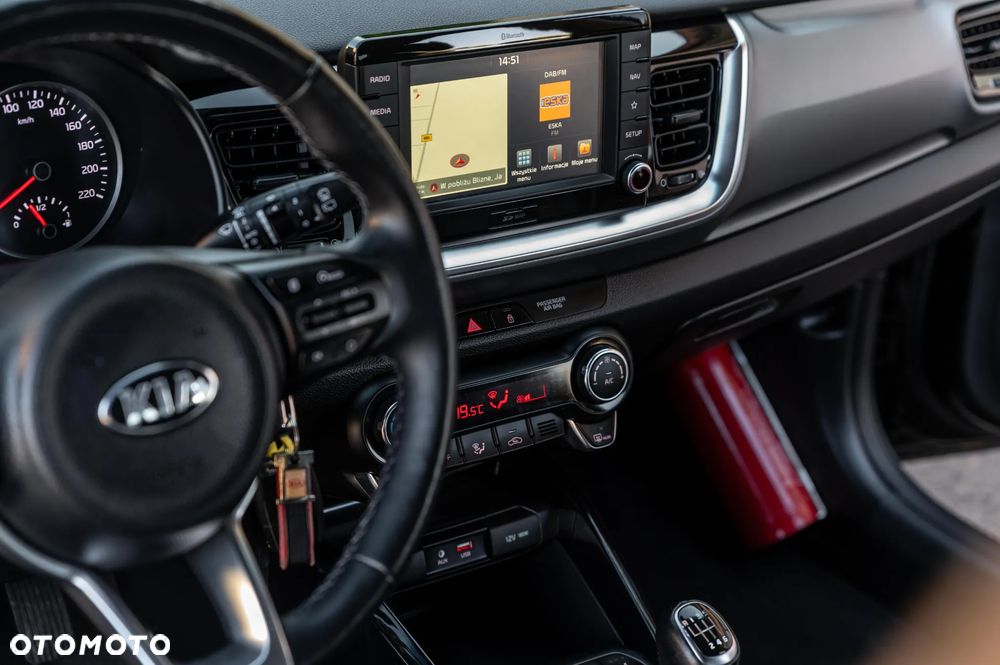 Kia Stonic - 34