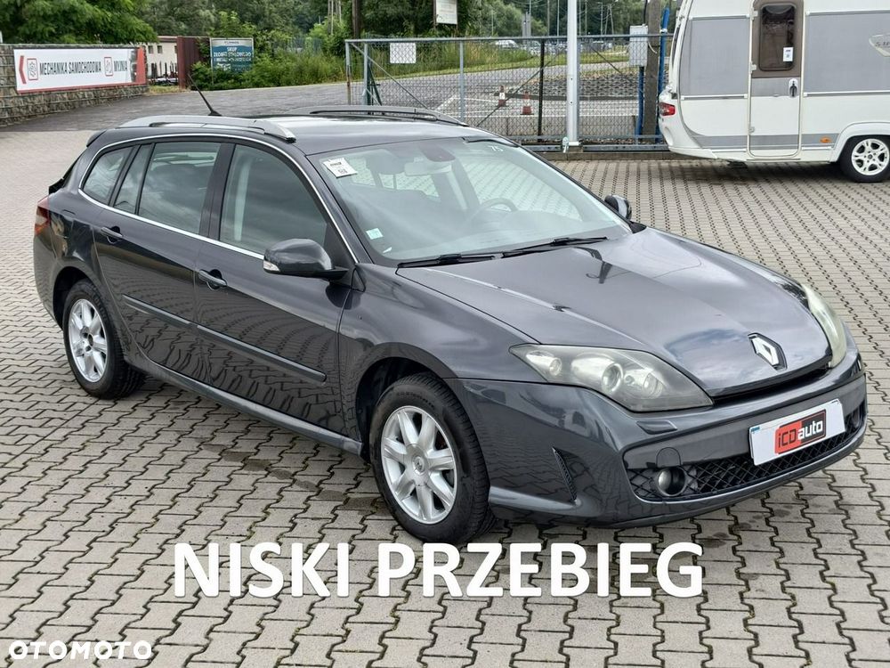 Renault Laguna - 1