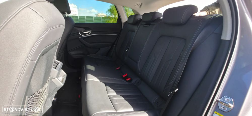 Audi e-tron 55 quattro Advanced - 10