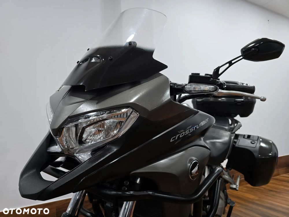 Honda VFR - 24