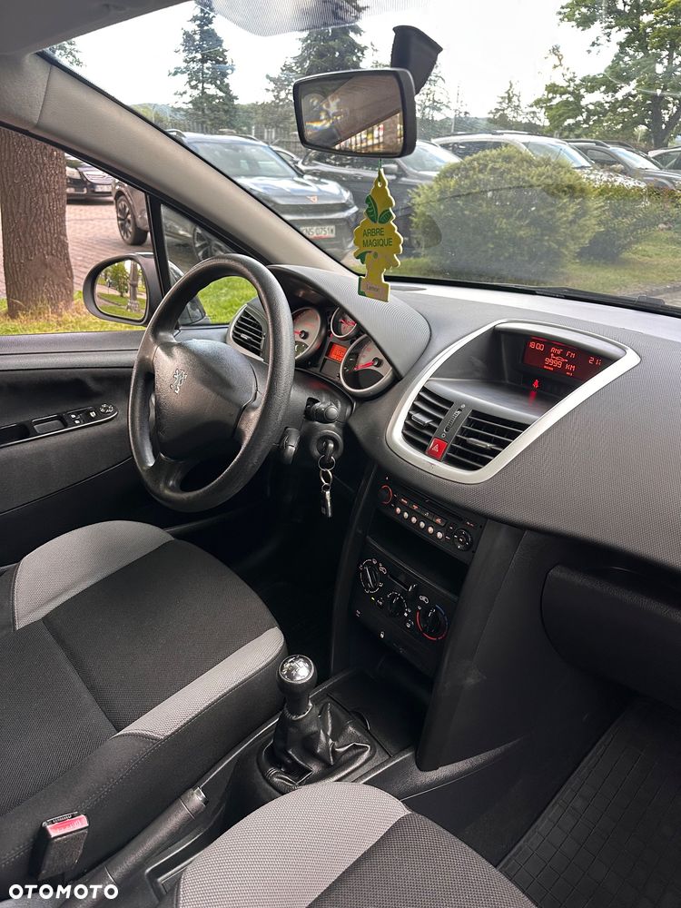 Peugeot 207 95 VTi Family - 27