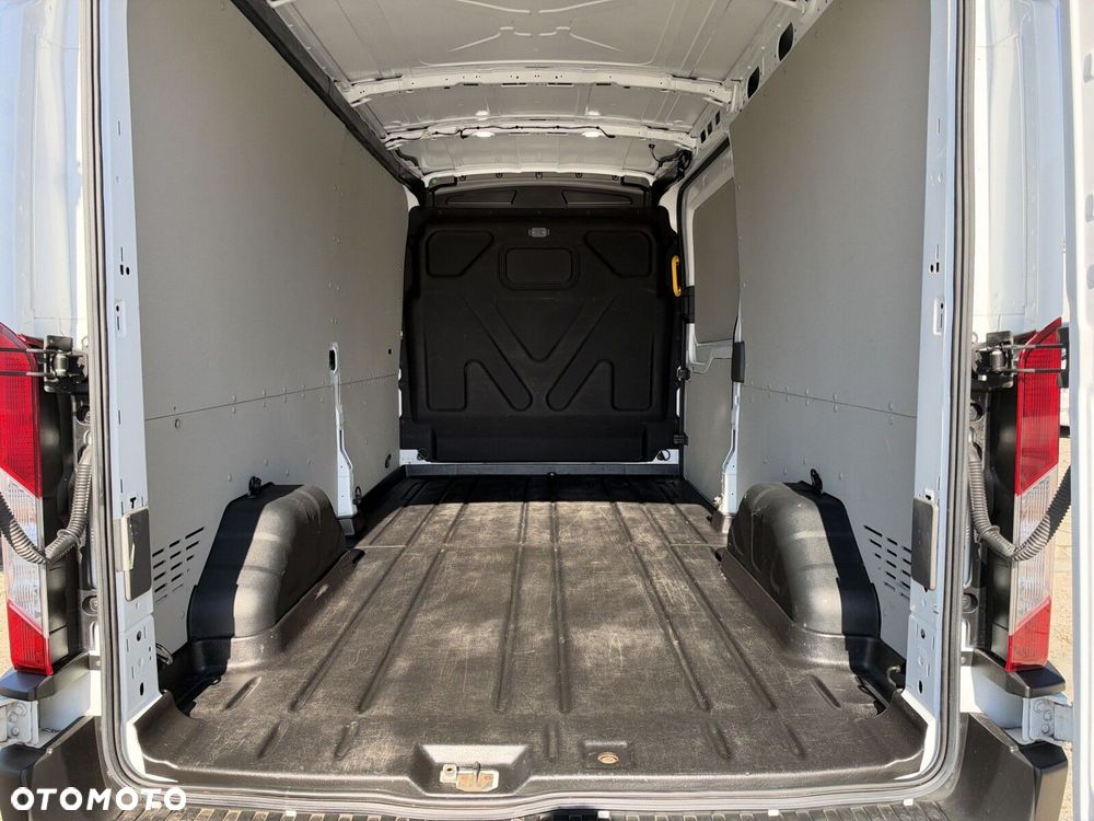 Ford transit Trend - 35