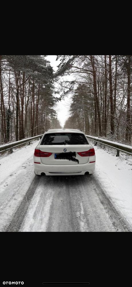 BMW Seria 5 520d xDrive Sport - 3