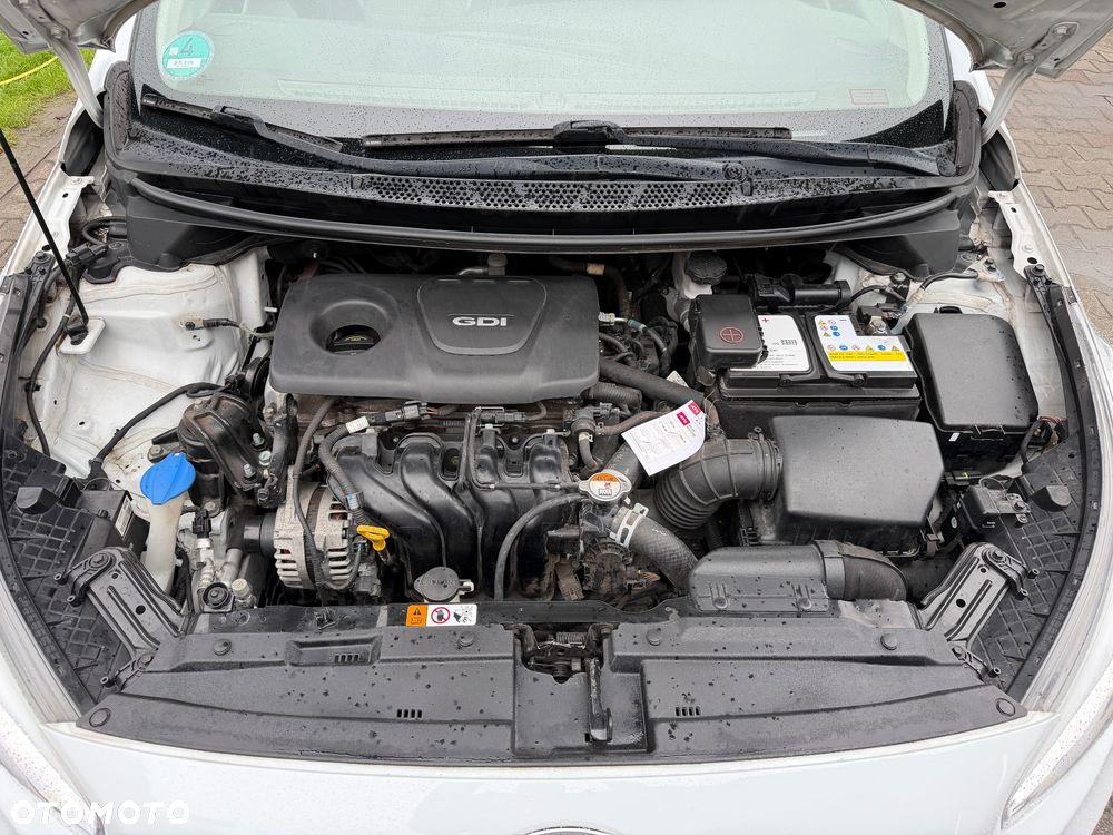 Kia Ceed 1.6 GDI ISG Dream-Team Edition - 17