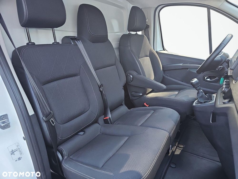 Renault Trafic - 22