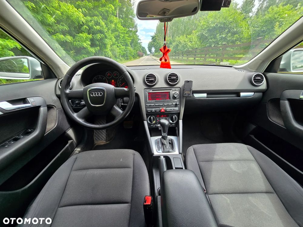 Audi A3 Sportback 1.9 TDI DPF S tronic S line Sportpaket (plus) - 7