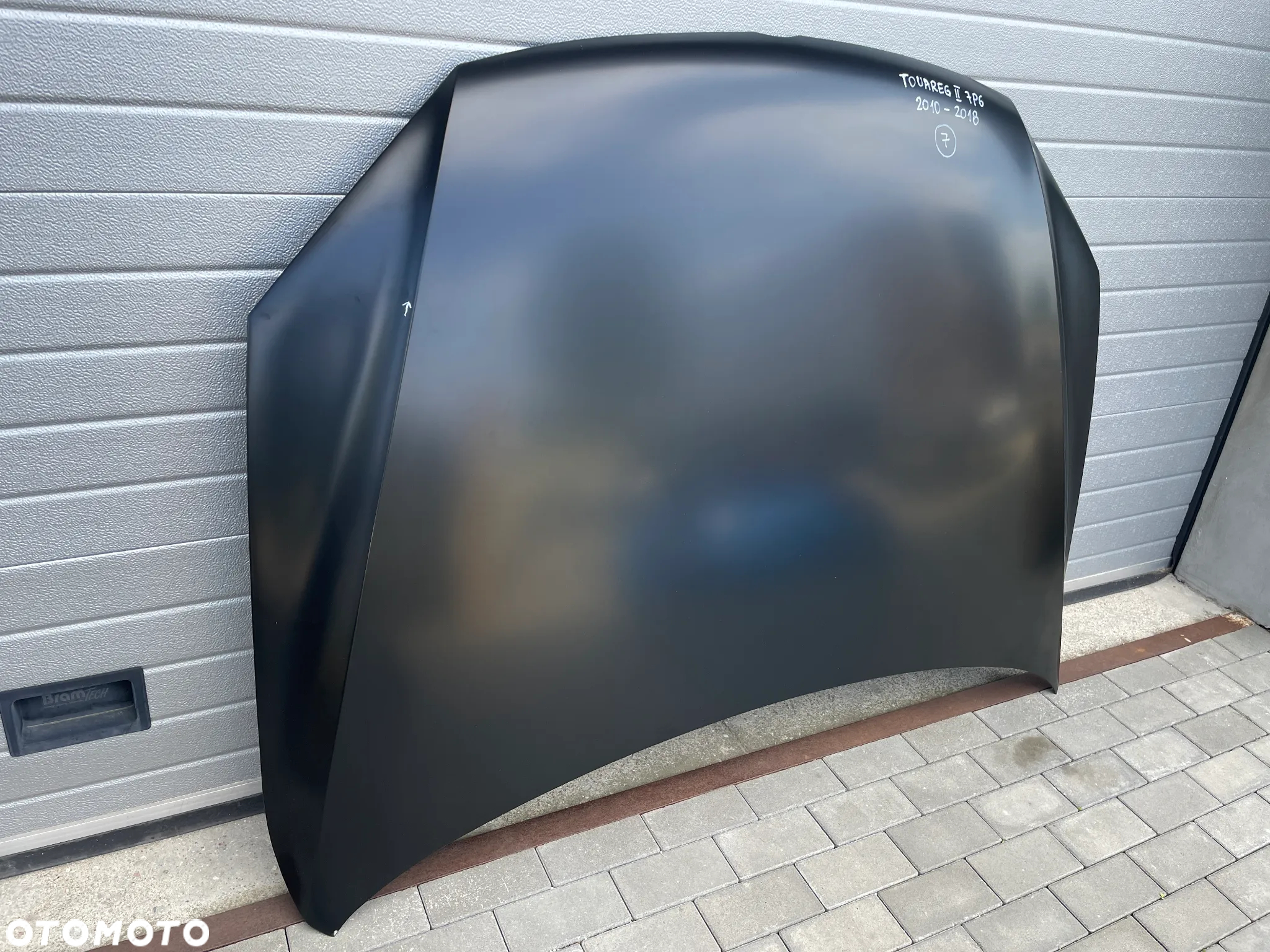 MASKA VW TOUAREG II 7P6  2010-2018 - NOWA - 3