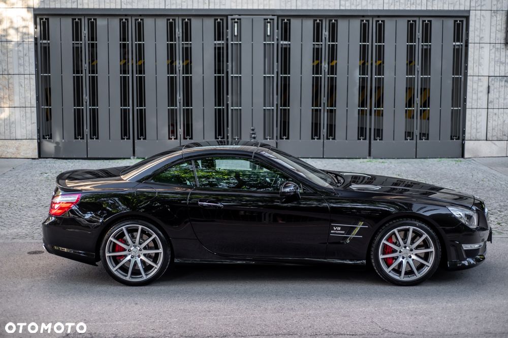 Mercedes-Benz SL 63 AMG AMG Speedshift MCT 7-Gang Sportgetriebe AMG Performance Package - 30