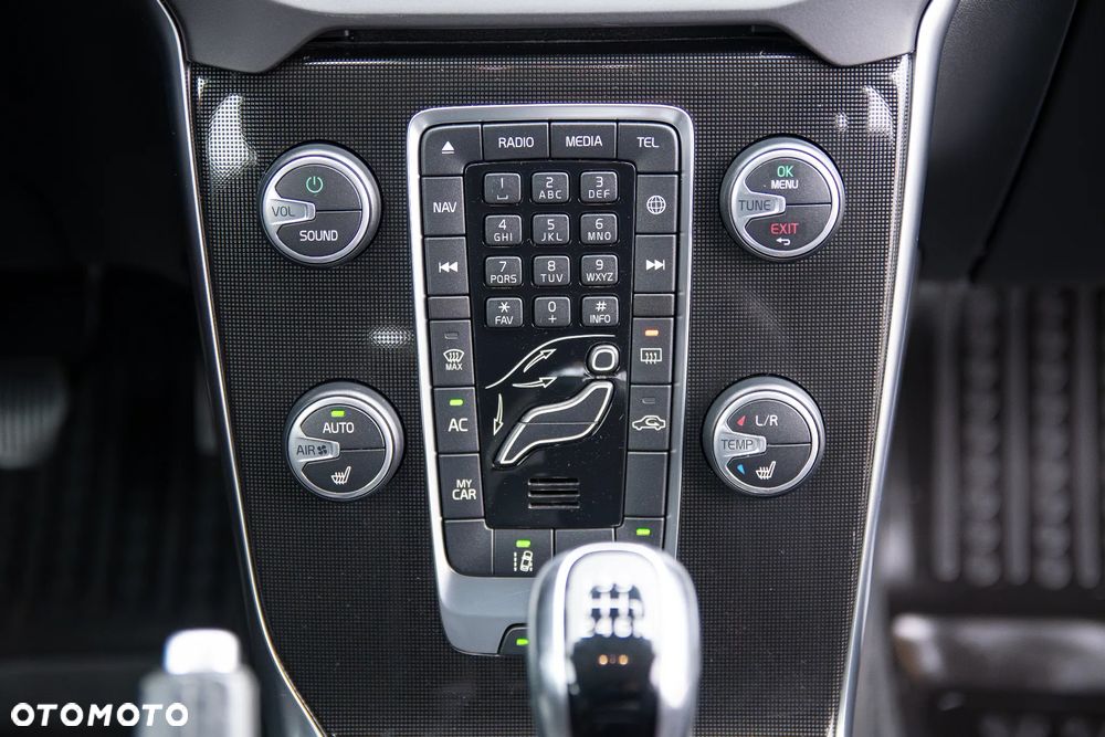 Volvo V40 D2 Kinetic - 21