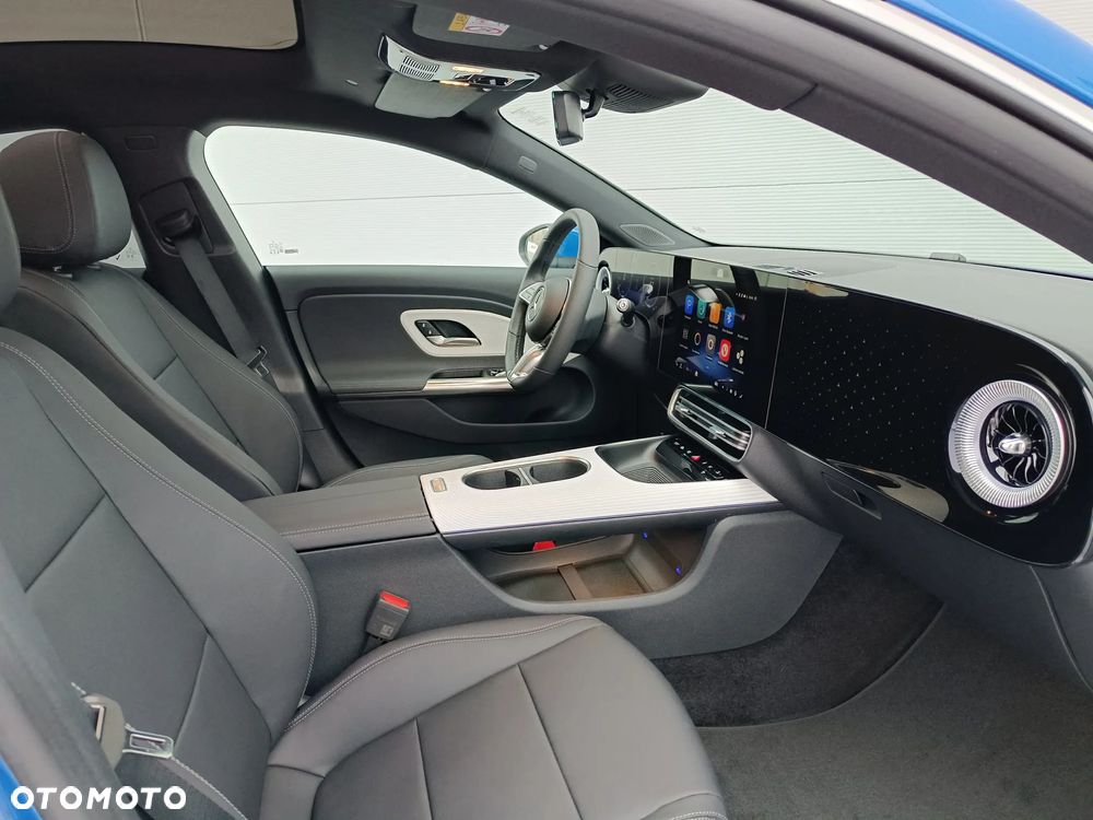 Mercedes-Benz CLA - 5