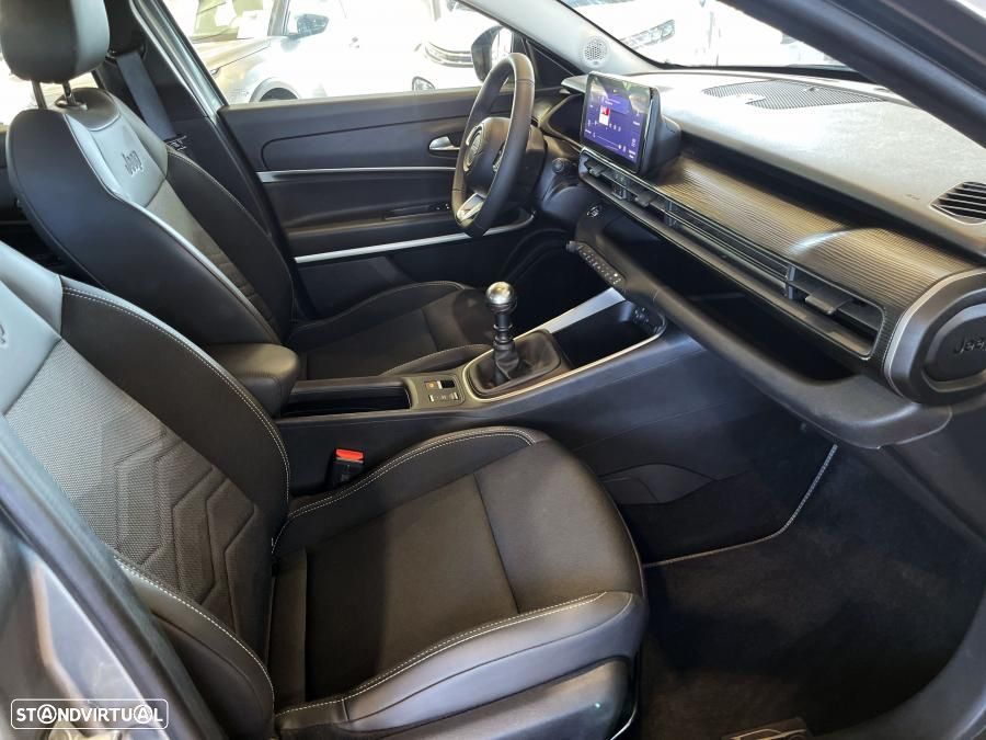 Jeep Avenger 1.2 GSE T3 Altitude - 33