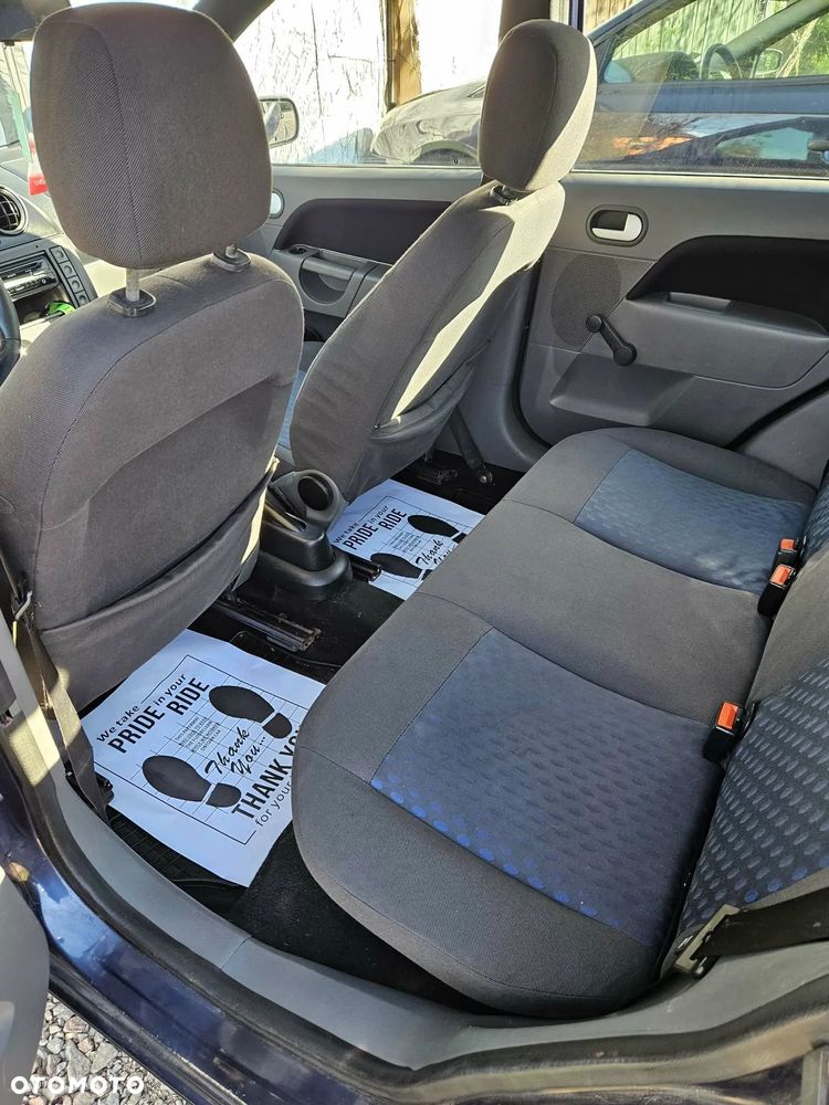 Ford Fiesta 1.4 Ghia - 6