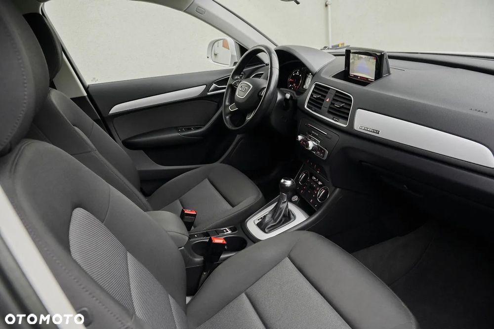 Audi Q3 - 25