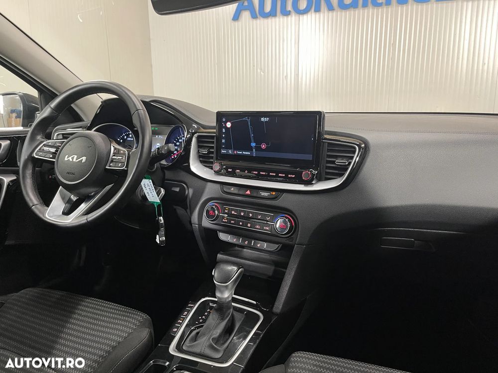 Kia Ceed 1.5 T-GDI DCT7 OPF Vision - 9