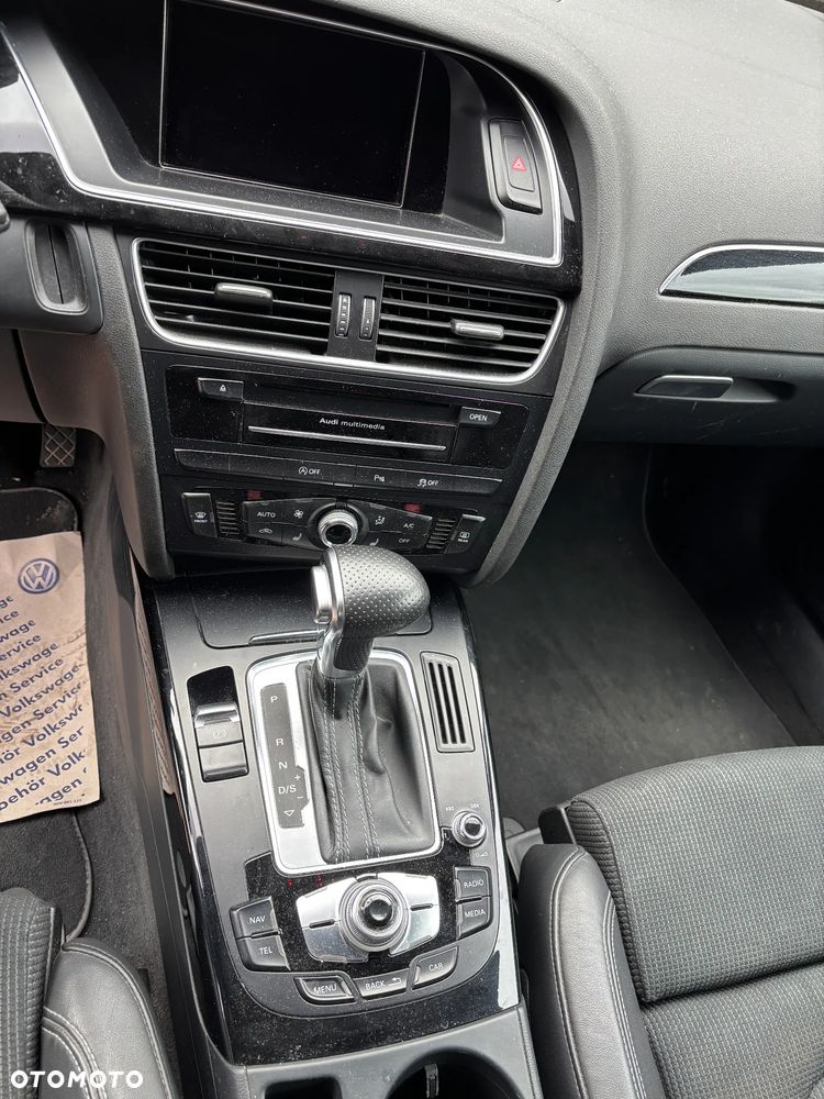 Audi A4 Avant 2.0 TDI DPF clean diesel quattro S tronic S line Sportpaket - 16