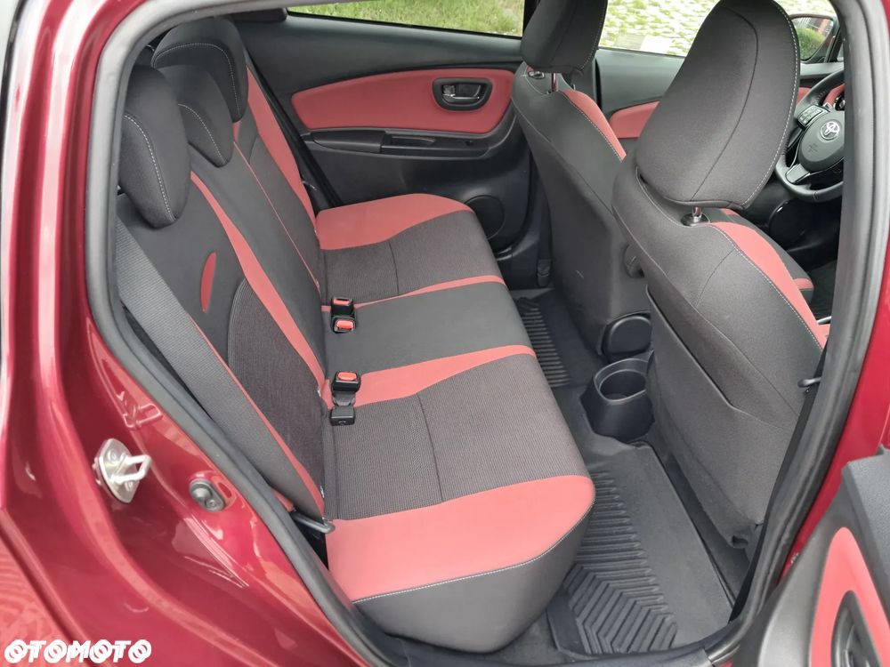 Toyota Yaris 1.5 Selection - 11
