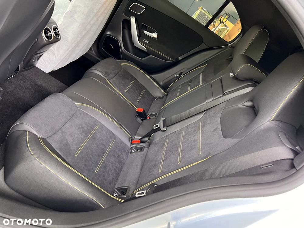 Mercedes-Benz Klasa A 45 S AMG 4-Matic Street Style Edition 8G-DCT - 15