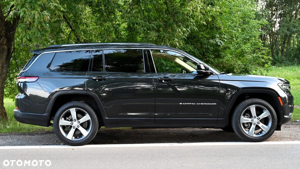 Jeep Grand Cherokee - 18