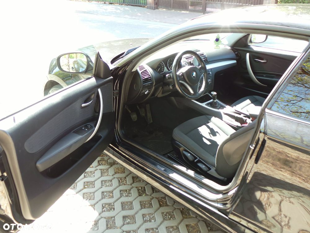 BMW Seria 1 118d - 14