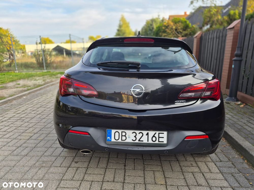 Opel Astra 2013 photo 5