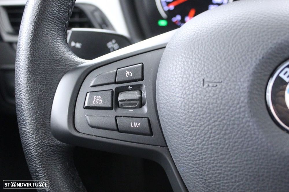 BMW X1 16 d sDrive Advantage Auto - 25