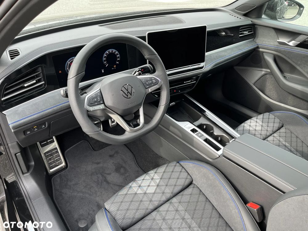 Volkswagen Passat - 18