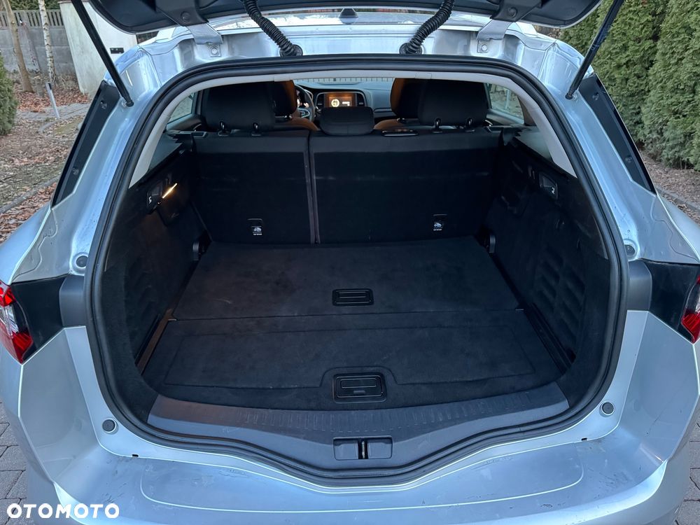 Renault Megane 1.5 Blue dCi Intens - 8