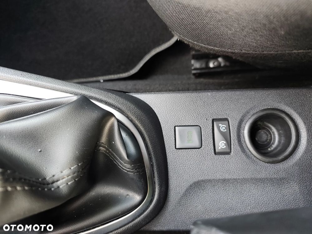 Renault Captur - 13