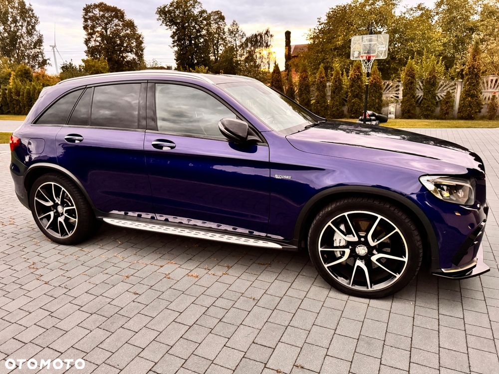 Mercedes-Benz GLC - 33
