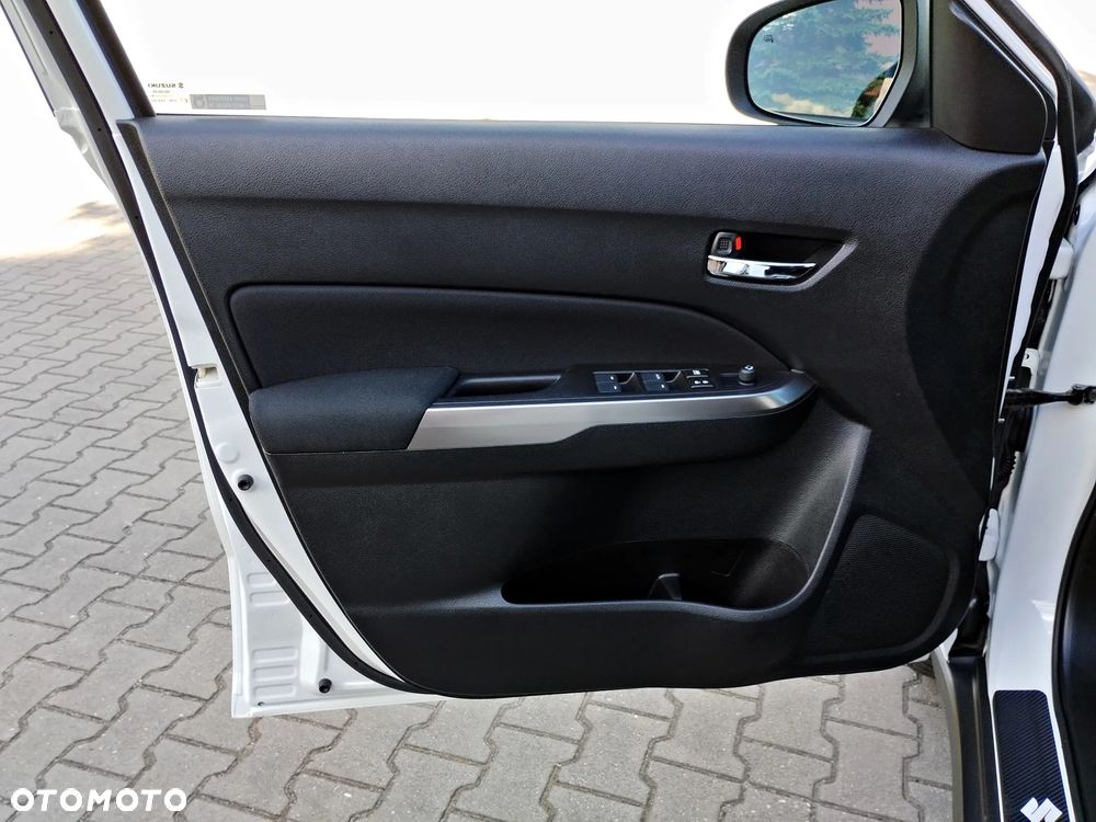 Suzuki Vitara - 23