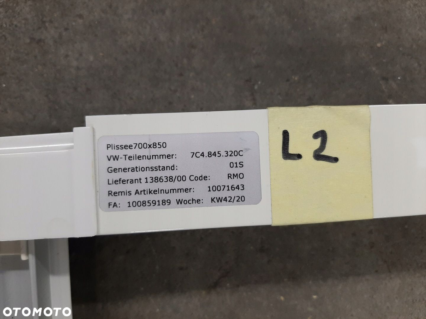 VW Crafter Grand California Kamper Rama Okna Dachu z Żaluzyjką 7C4845320C - 4