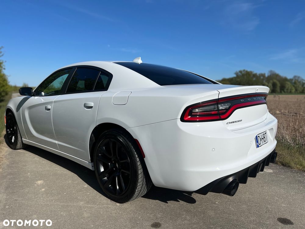 Dodge Charger 3.6 GT - 11