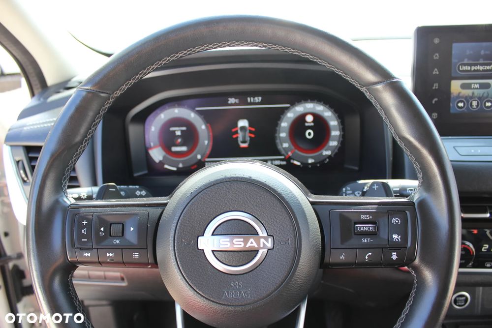 Nissan Qashqai 1.3 DIG-T MHEV 4x4 N-Connecta Xtronic - 17