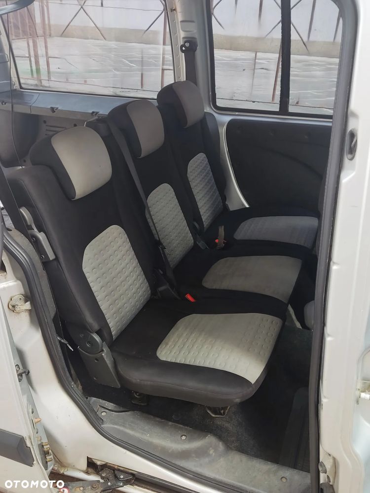 Fiat Doblo 1.9 JTD Active - 10