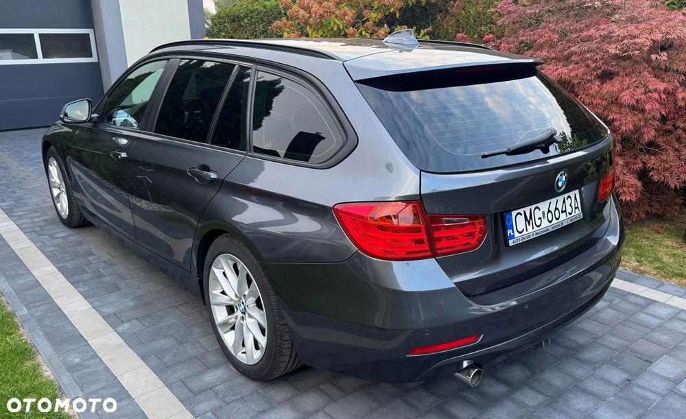BMW Seria 3 318d - 4