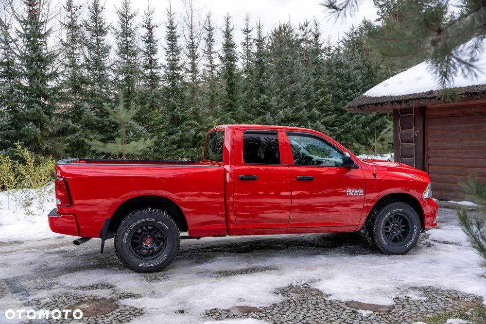 RAM 1500 Quad Cab Sport - 8