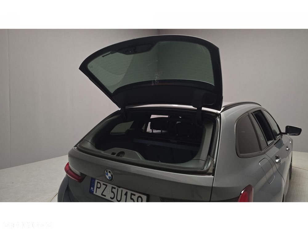 BMW Seria 3 320d xDrive Sport - 27