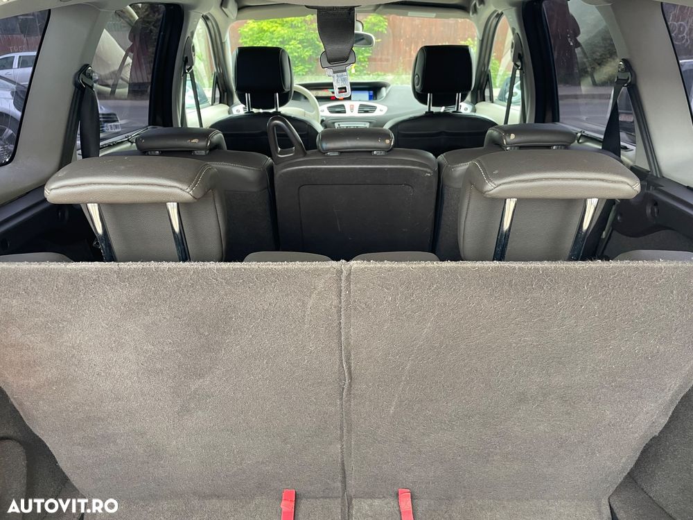 Renault Scenic 1.9 dCi FAP Privilege - 12