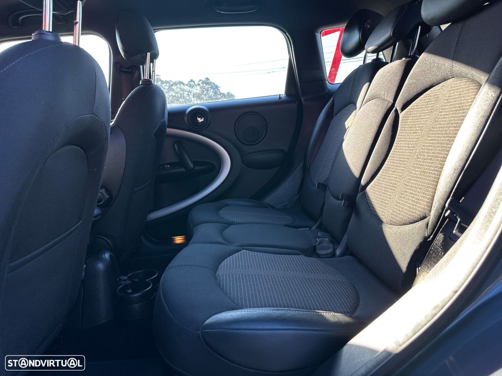 MINI Countryman Cooper D - 15