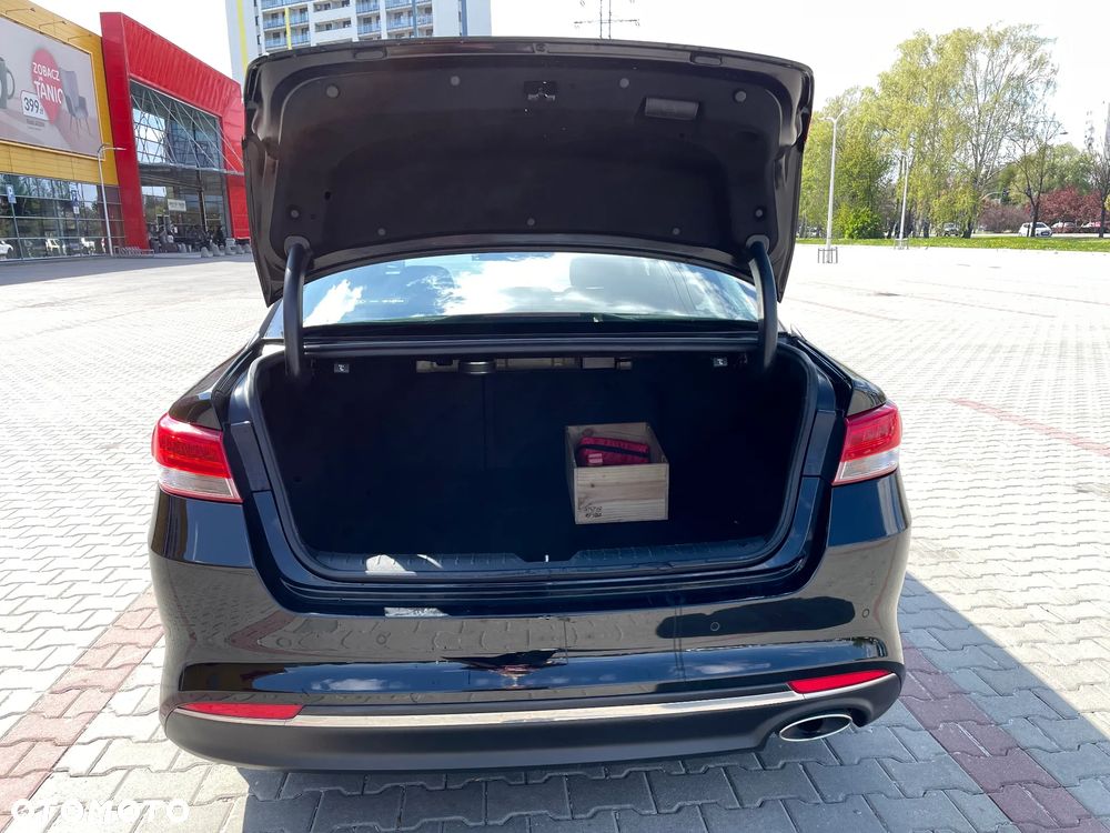 Kia Optima 1.7 CRDI L - 26