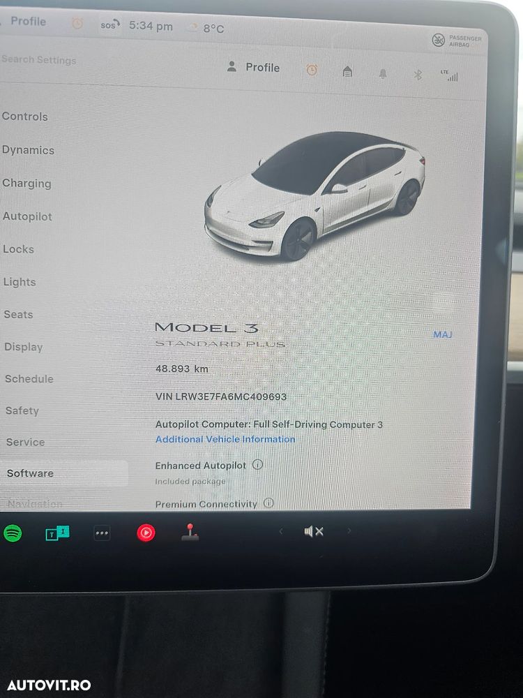 Tesla Model 3 - 17