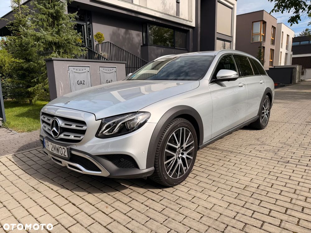 Mercedes-Benz Klasa E 220 d 4-Matic AMG - 1