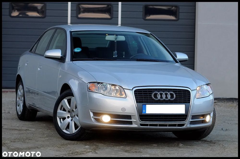 Audi A4 Limousine - 14