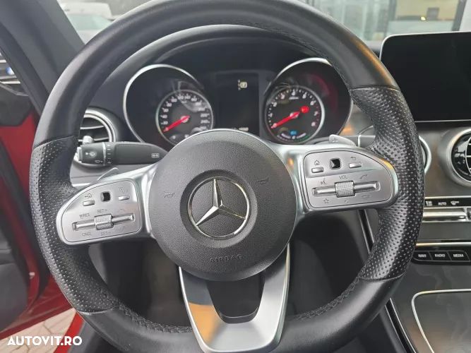 Mercedes-Benz C - 12