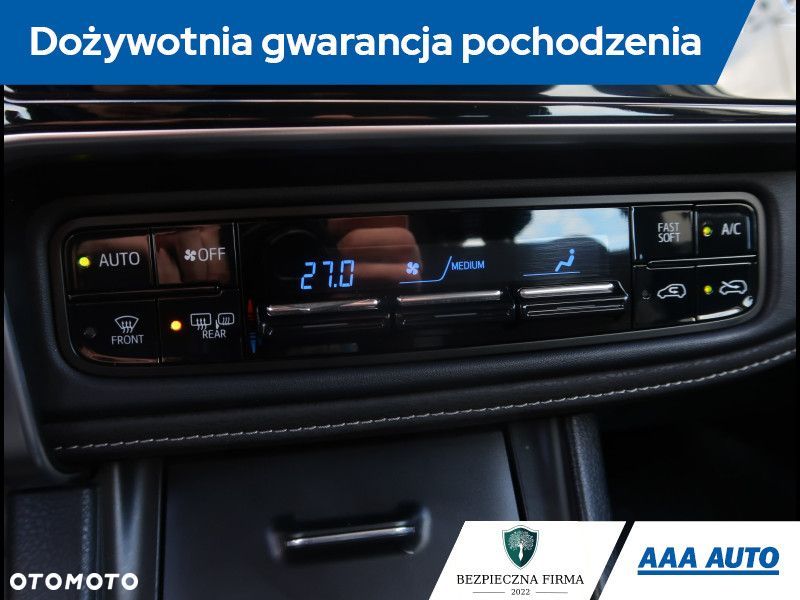Toyota Auris - 22