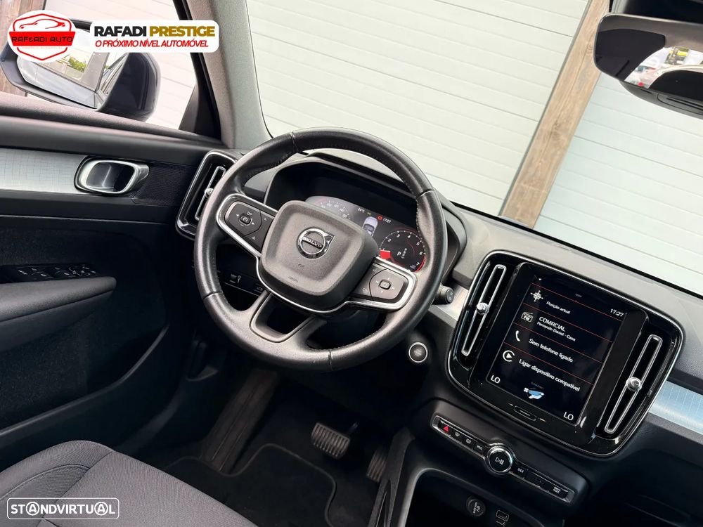 Volvo XC 40 1.5 T3 Momentum Geartronic - 18