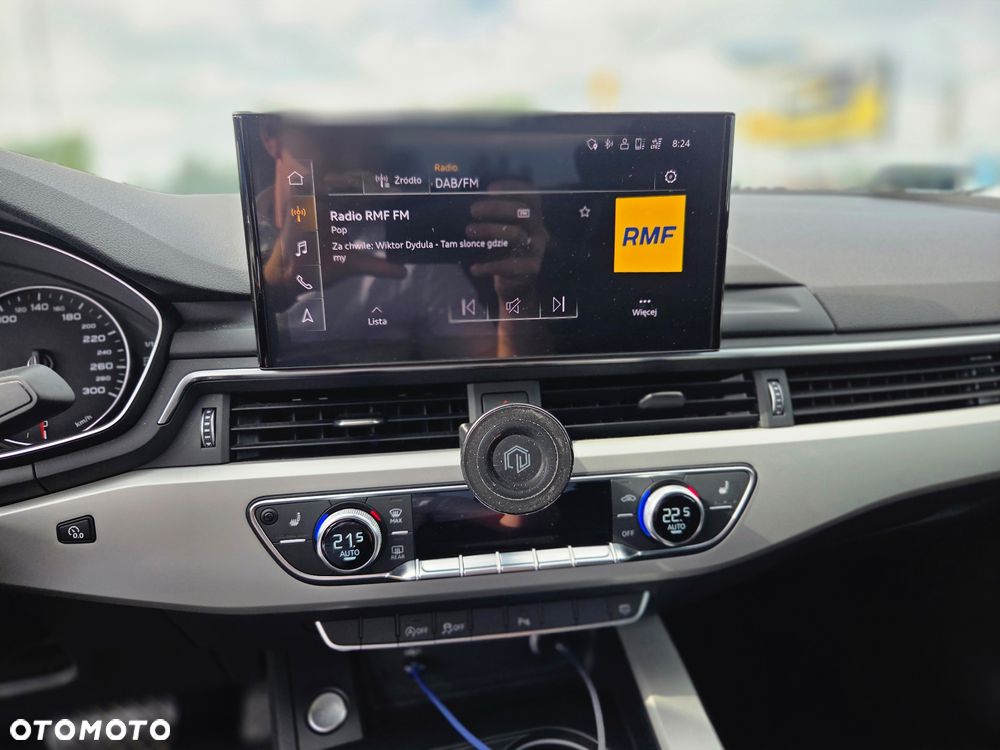 Audi A4 Limousine 35 TFSI mHEV S tronic - 14