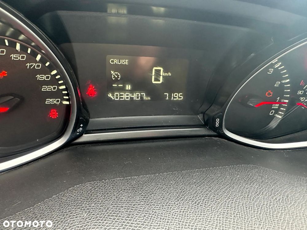 Peugeot 308 PureTech 130 GPF Stop & Start Active Pack - 7
