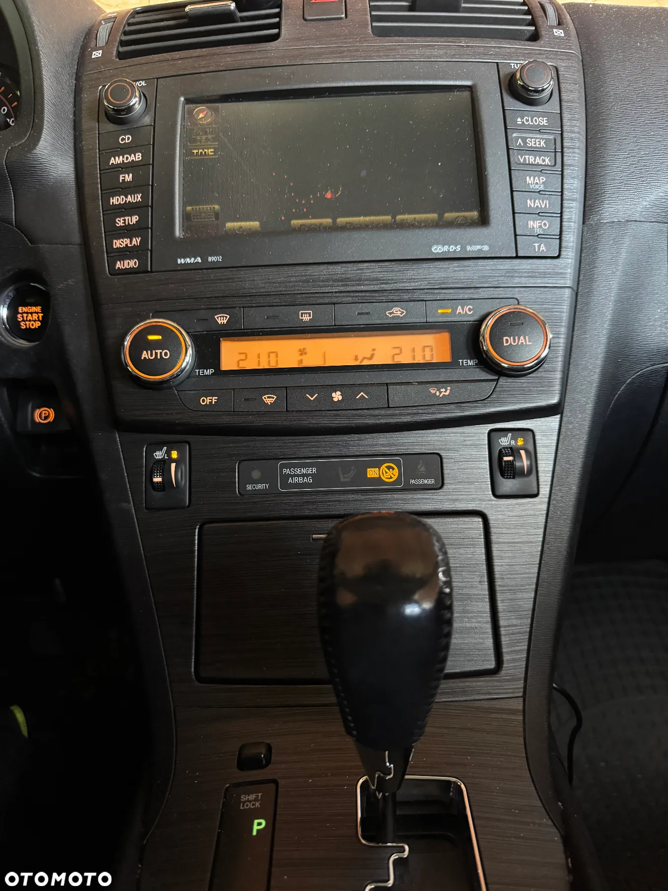 Toyota Avensis 2.2 D-4D 2010 - 15