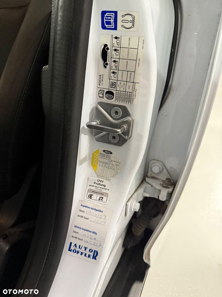 Ford Focus 1.5 TDCi SYNC Edition - 15